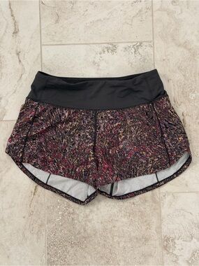 lululemon athletica Black Waistband Multicolor Print Athletic Shorts